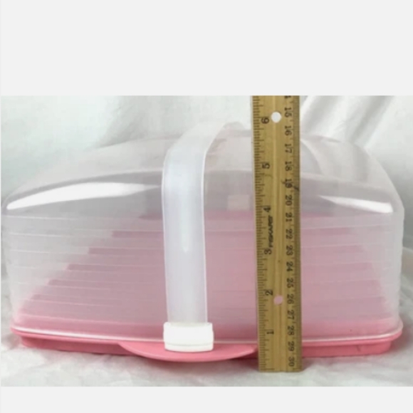 Tupperware Rectangular Cake Taker Pink and Clear Baked Transport Cupcake Carrier - Picture 10 of 16